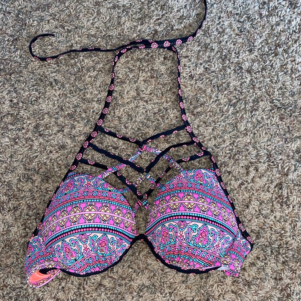 Bikini top